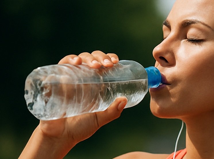 Sporters moet meer drinken